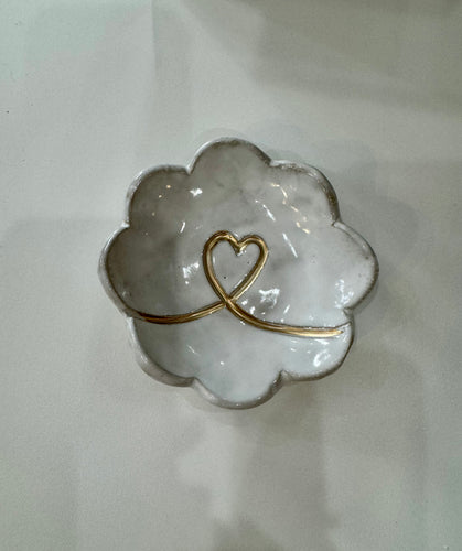 Tab Small Gold Heart Ring Dish