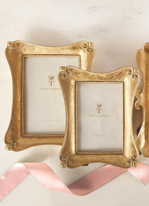 Two's Company 4x6 Gold Leaf Frame