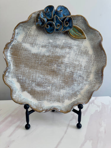Tab Blue Rose Textured Plate
