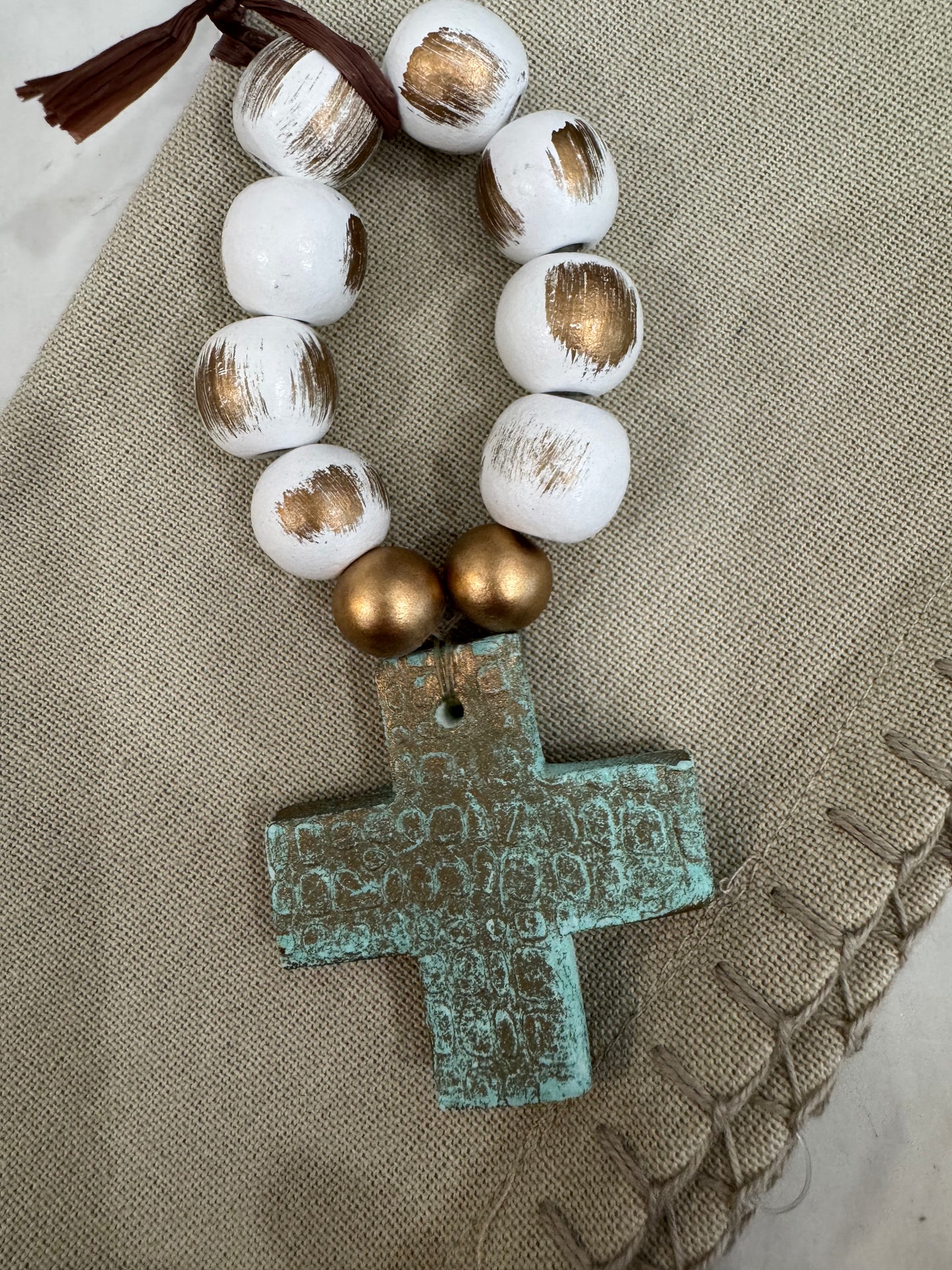 Turquoise White/Gold Beaded Napkin Ring