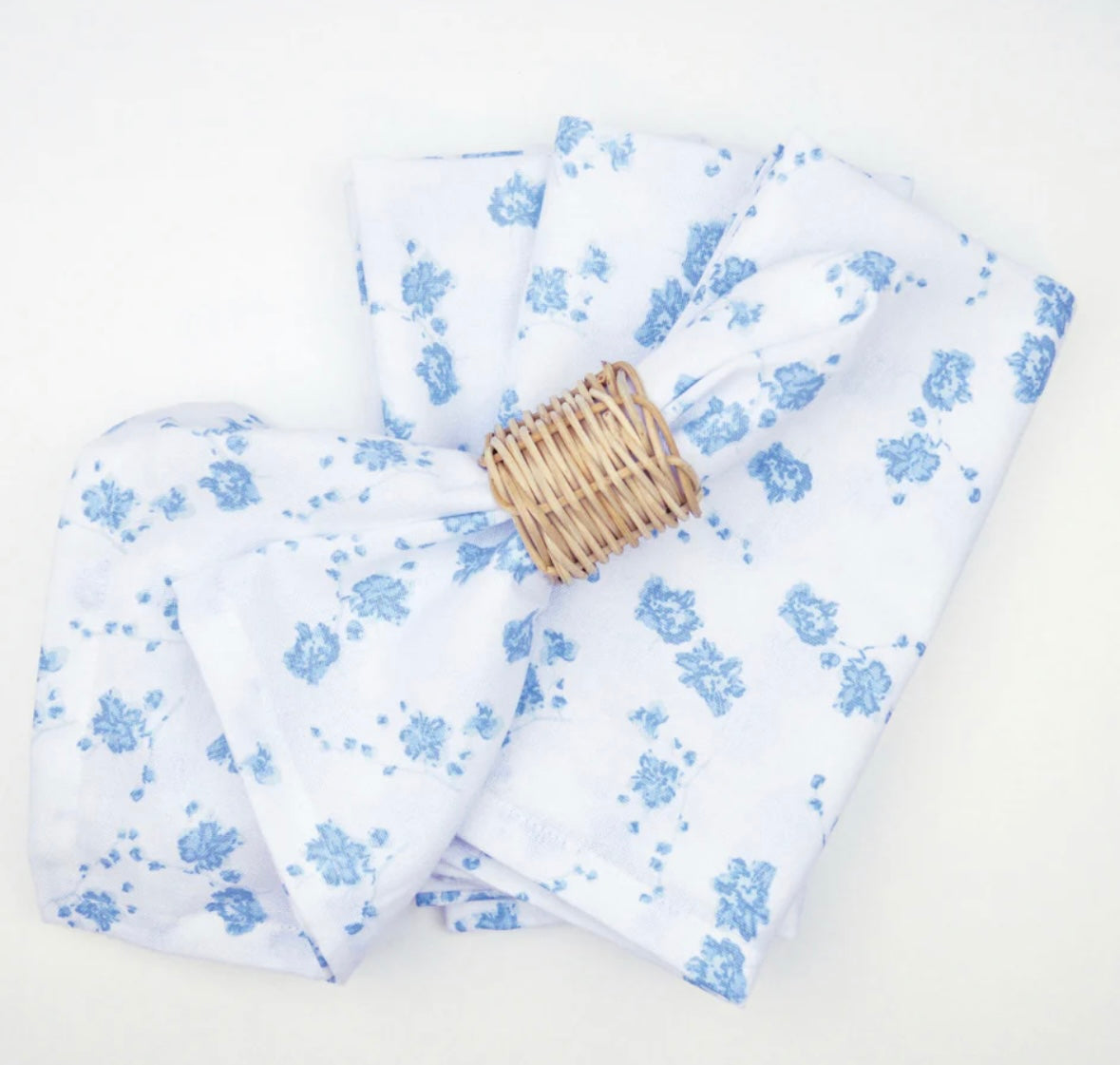 8 Oak Lane Ditzy Napkins Set