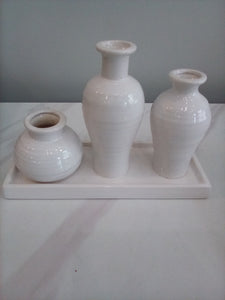Set of 3 white ceramic vase with tray (17144A)