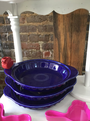 Nora Fleming blue pie plate