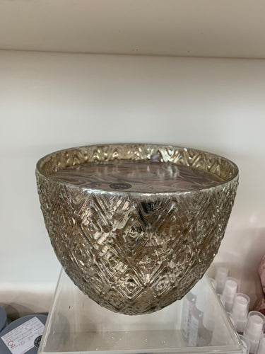 Sweet Grace silver/gold 59.4 oz. Candle